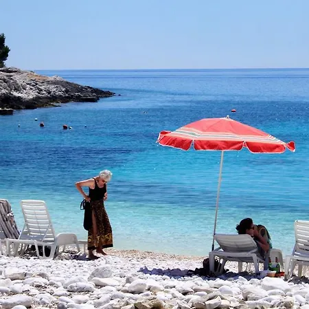 Studio Hvar 11589c